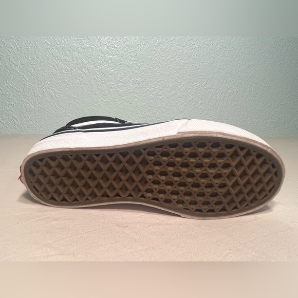 VANS Sk8-Hi Sneakers GUC Black & White Kids Size 3/Women’s Size 4.5 - Picture 8 of 15